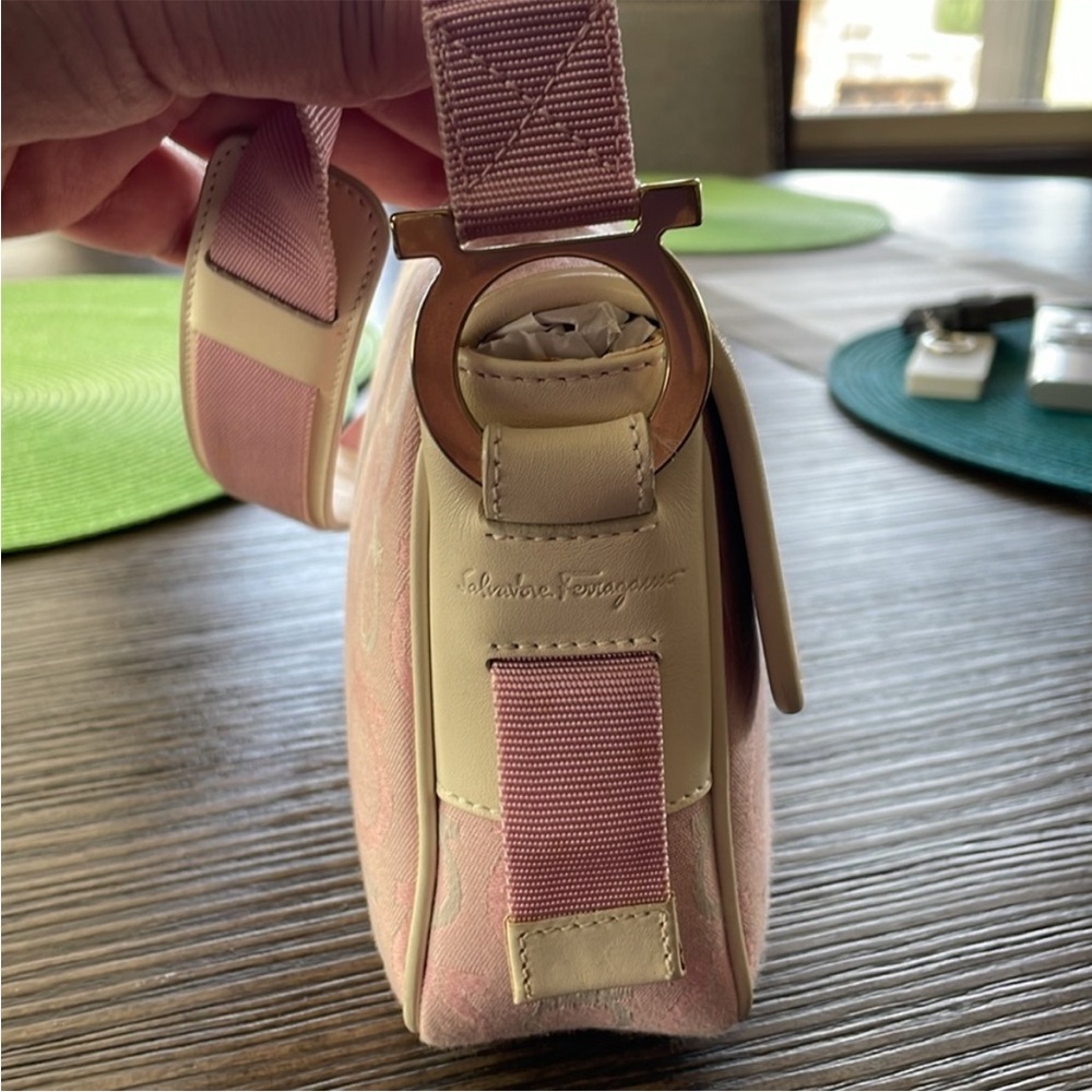 Ferragamo Vintage Canvas Gancini Bag - Picture 4 of 15